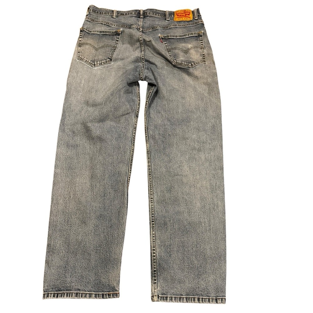 Levi's 550 Jeans Mens 40x32 Light Wash Relaxed Fit Distressed Denim - Picture 3 of 9